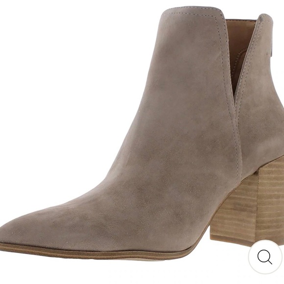 Steve Madden Darryn Taupe Suede Pointed 